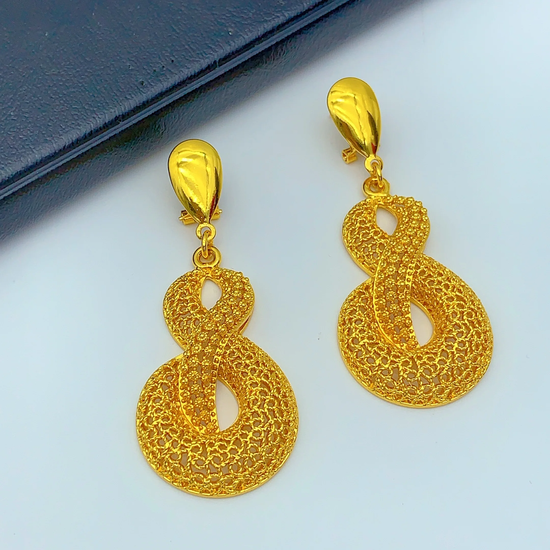 Thumbnail 4 - #27 Best K Gold Earrings to Buy In 2026