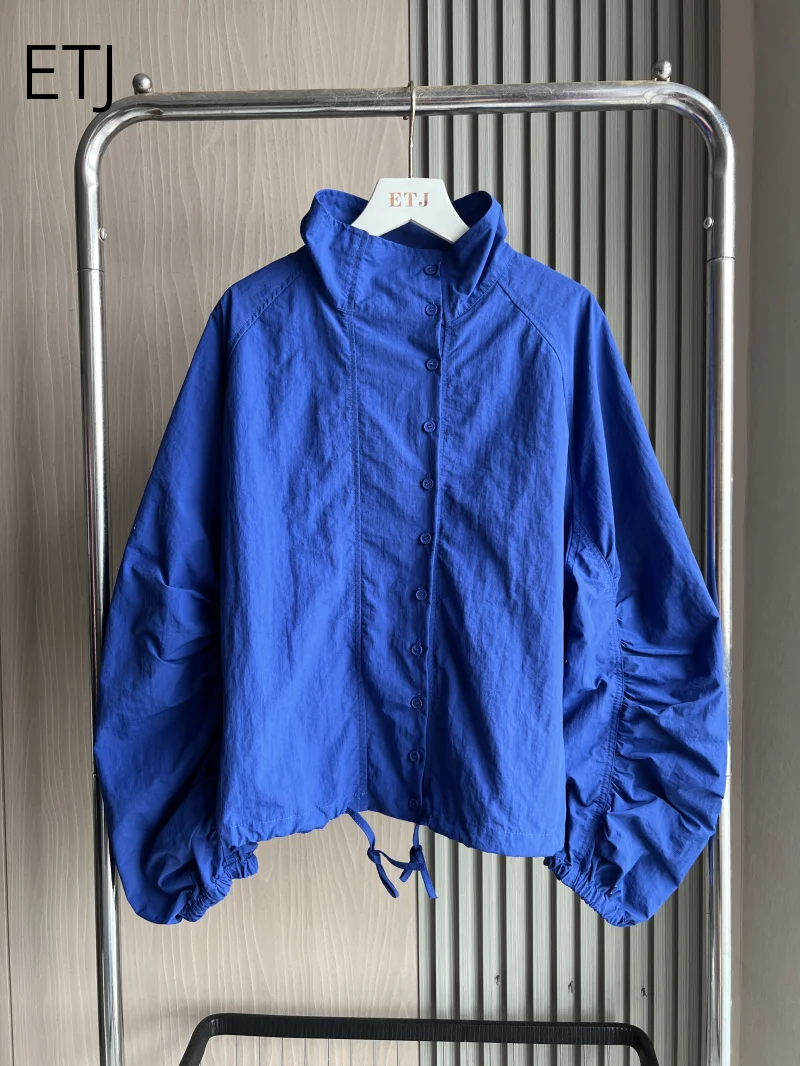 ETJ 2026 Damen Polyester Windbreaker mit Stehkragen, Knopfleiste, Leichtgewicht, Wasserabweisend, Puffärmel, Oversize-Jacke – Detail 7