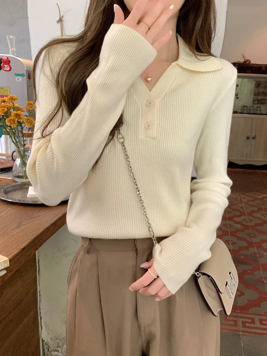 여성 니트 폴로넥 긴팔 숏 스웨터 베이스 레이어 겨울 상의 버튼 디자인 슬림핏 편안한 조끼 가을 봄