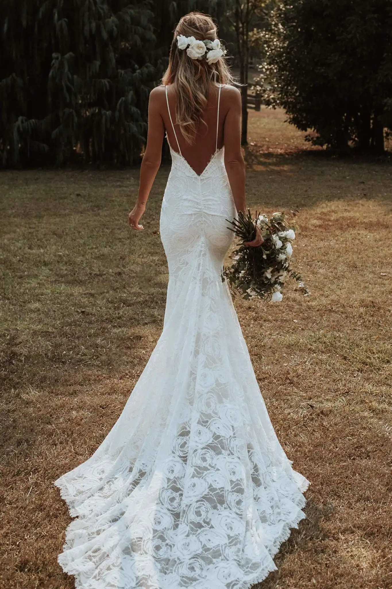 Robe de mariée sirène blanche en dentelle rose élégante personnalisée, robe de photographie de patients à dos ouvert, Boho, 2024