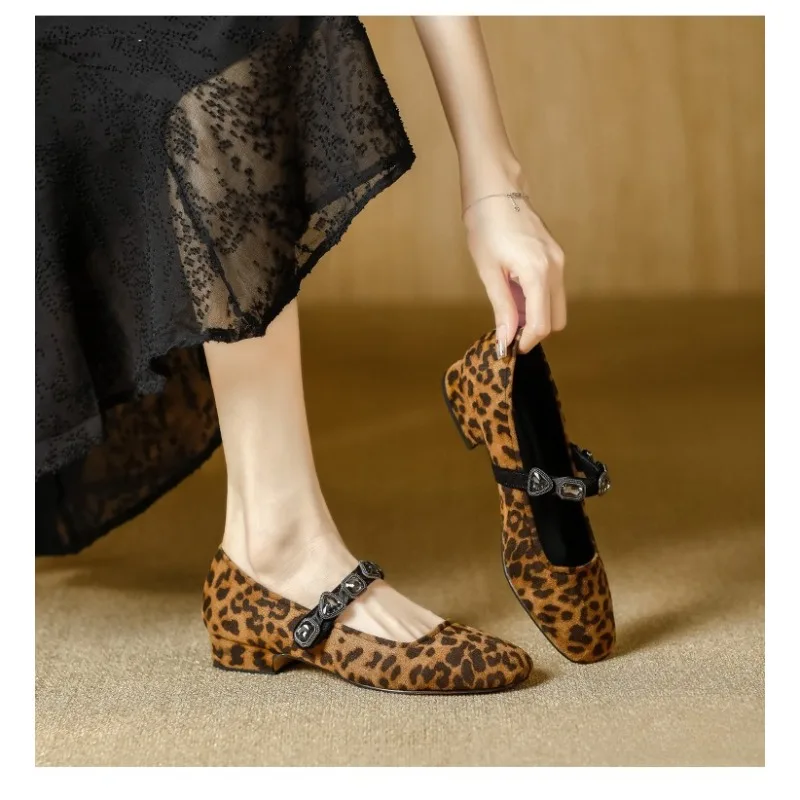 الفرنسية حجر الراين حزام واحد شقة الضحلة افتتاح ماري جين حذاء واحد 2025 نمط جديد صغير ساحة تو كعب منخفض حذاء الباليه #5