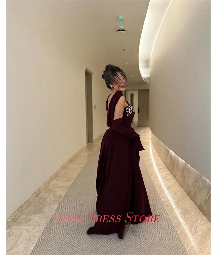 맞춤형 모던 저지 A라인 탈부착 가능한 소매 크리스탈 이브닝 드레스 섬세한 민소매 스트랩리스 플로어 기장 프롬 드레스