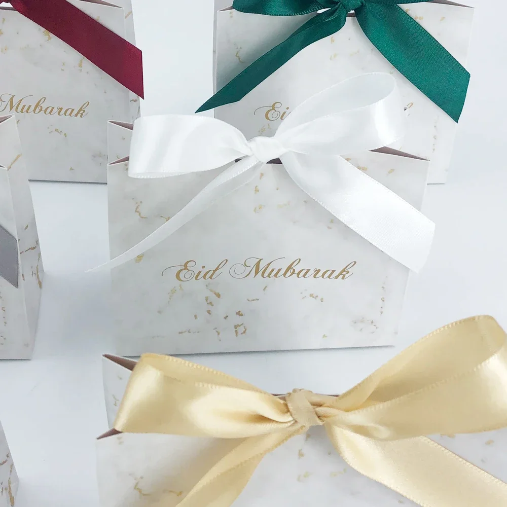 

Eid Mubarak Favor Gift Box Bag Muslim Ramadan Candy box Treat Boxes Party Favor Perfect for Eid Party Supplies Eid Decoration