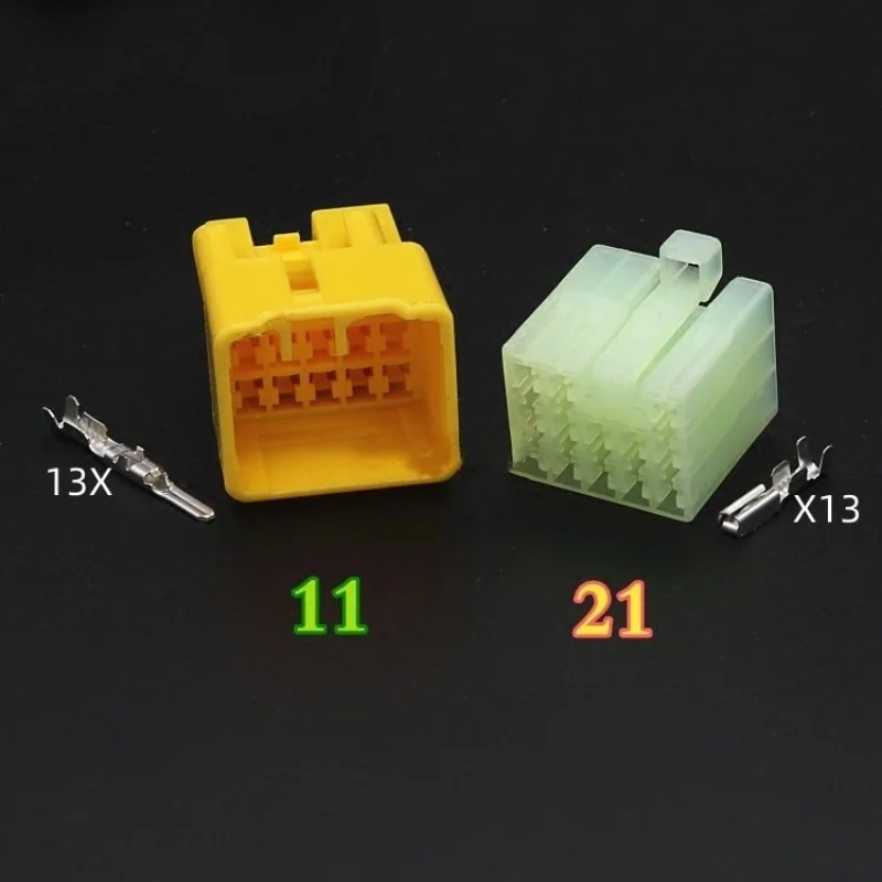 

13 Pin Way Auto Male Female Wiring Cable Connector Assembly Car Audio Power Socket with Wires 6240-1131 7123-1330 7122-1330