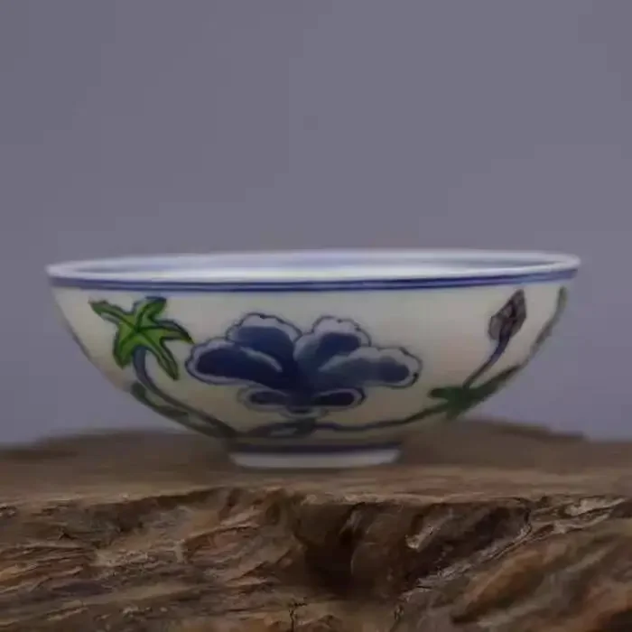 Chinese Mingchenghua Blue And White Porcelain Cup With Floral Pattern 3.78