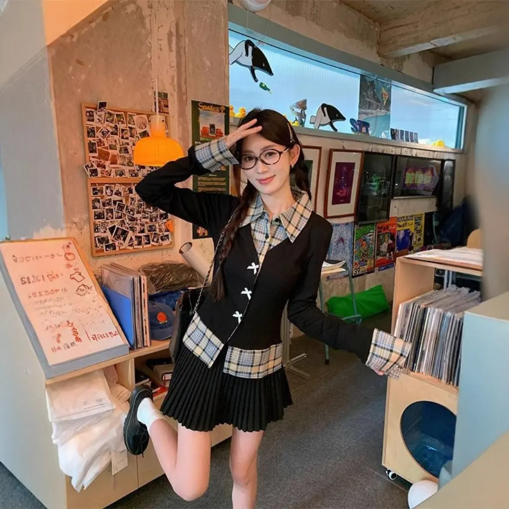 

Женский облегающий свитер с длинными рукавами в американском стиле Sweetheart College Style JK Wear Поддельный топ из двух предметов на осень и зиму