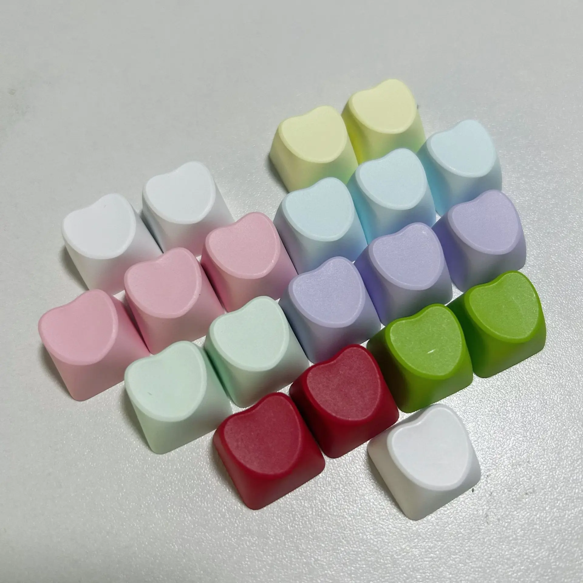 20pcs Heart-shaped No Engraved Keycap Pbt Thickened 1U R4 Cherry Keycaps Oem Height Keycap Pbt Key DIY Mx Switches Keycaps