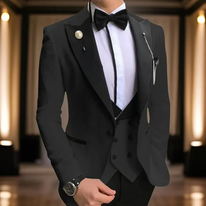 

Slim Fit Formal Men Suits 3 Pieces Wedding Groom Tuxedos Peak Lapel Business Fashion Blazer (Jacket+Pants+Vest)