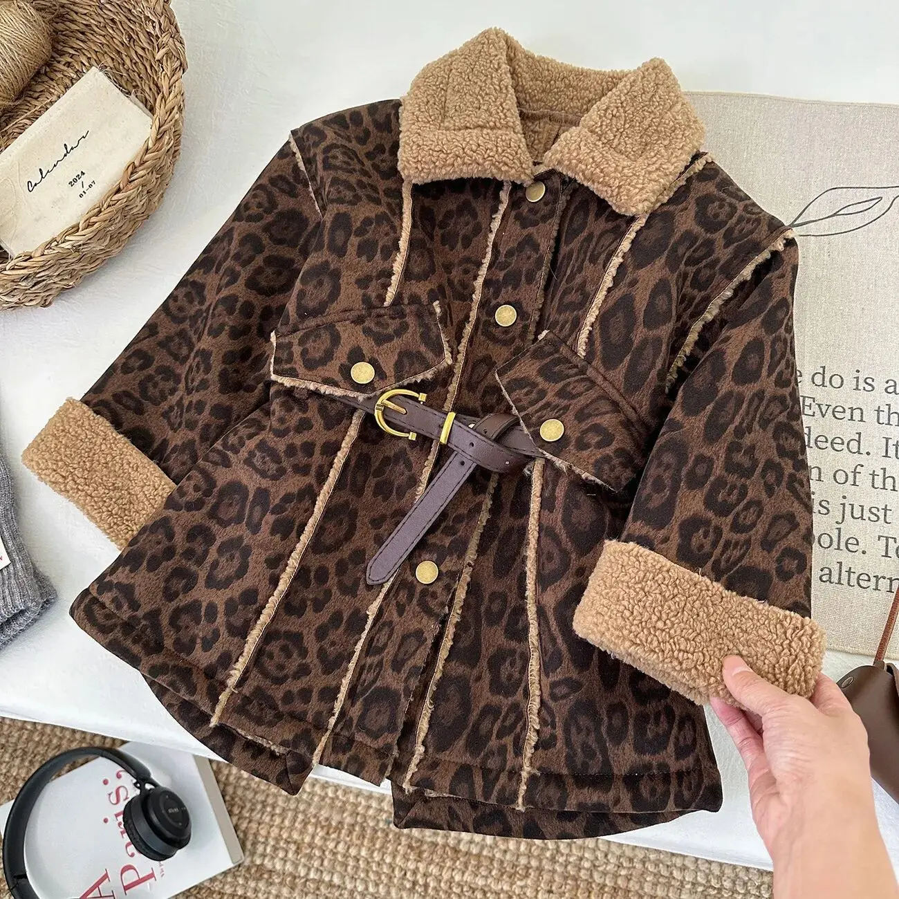 

Children's Coat Autumn/Winter Collection with Leopard Pattern Thickened and Velvet Girls Faux Fur Coat 2 3 4 5 6 7 8Y