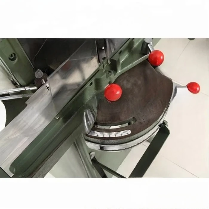 Manual cutting saw frame forming and cutting machine