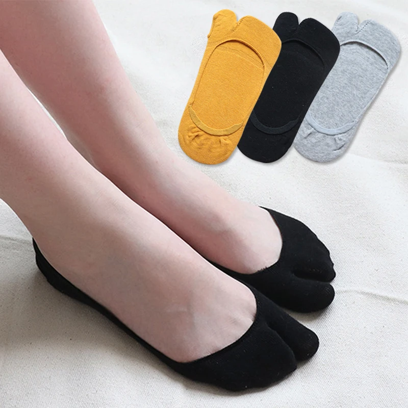 Chaussettes d'été invisibles à coupe basse pour femmes, socquettes à deux doigts, solides, respirantes, en coton, confortables