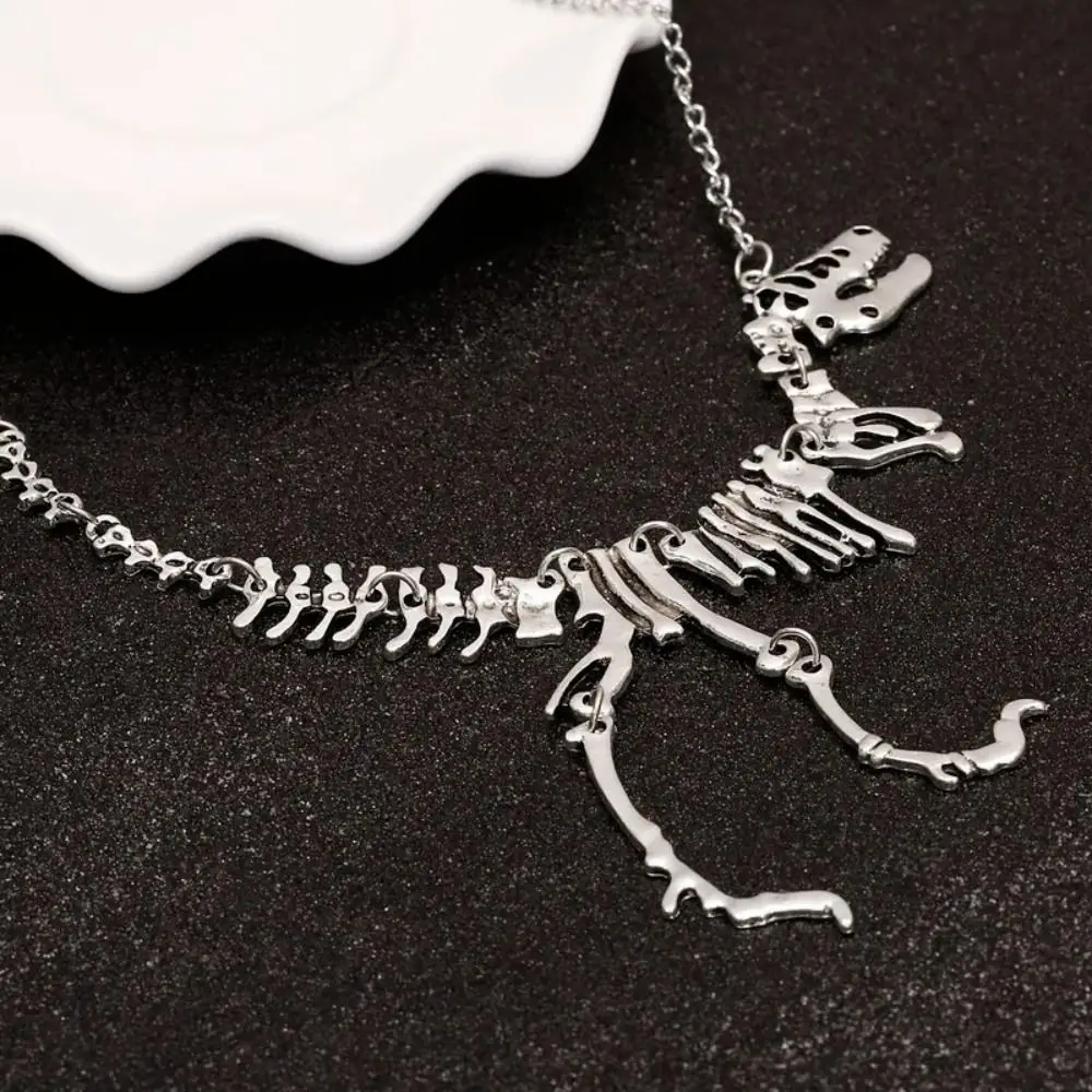 Tyrannosaurus Chain Choker Dinosaur Skeleton Necklace Dragon Necklace Exaggerated Goth Punk Fashion Hip Hop Dragon Necklace