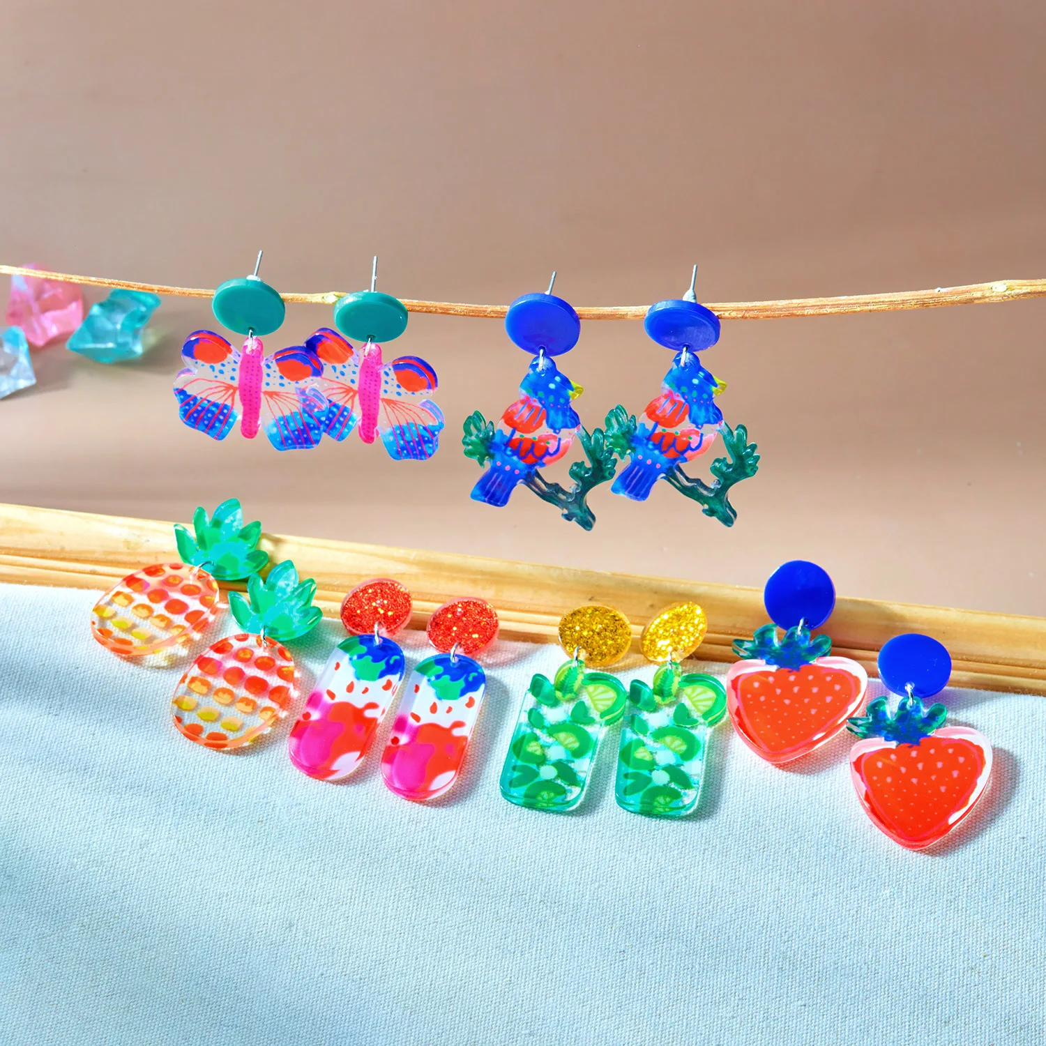 Bunte Muster Acryl Schmetterling Tropfen Ohrringe für Frauen Einfache Obst Geometrie Harz Baumeln Ohrringe Täglichen Schmuck Zubehör – Detail 2