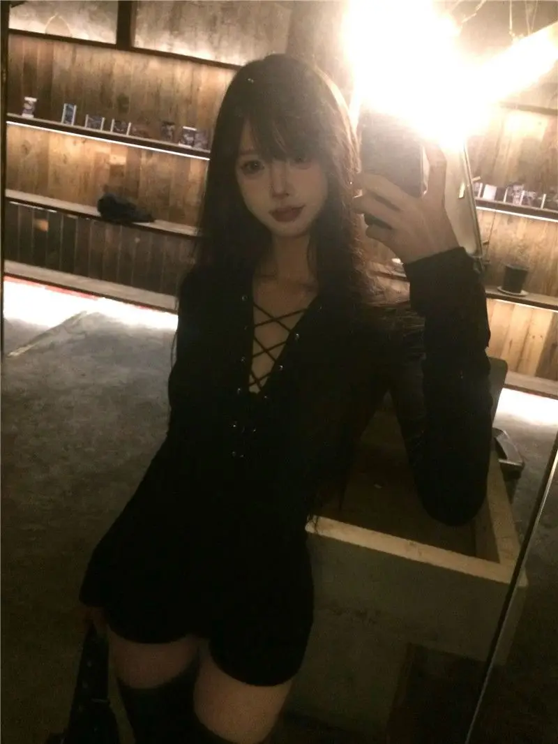 미국 스타일 섹시 블랙 V넥 롱 슬리브 원피스 여성 봄 가을 겨울 슬림핏 힙업 하이웨이스트 출퇴근룩