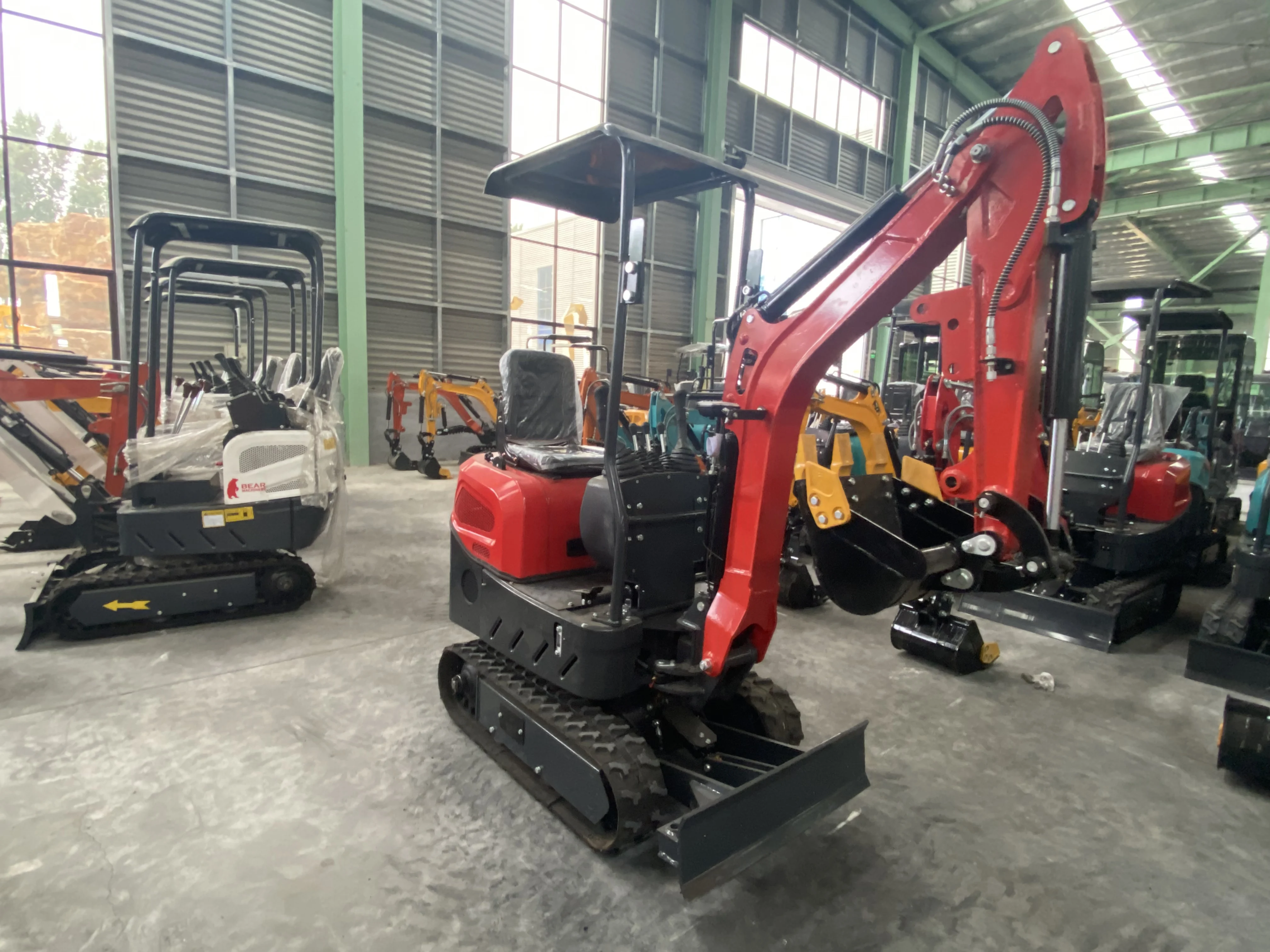 Mini excavator hidrolik baru, mini excavator beroda rantai multifungsi 1,2 ton untuk dijual