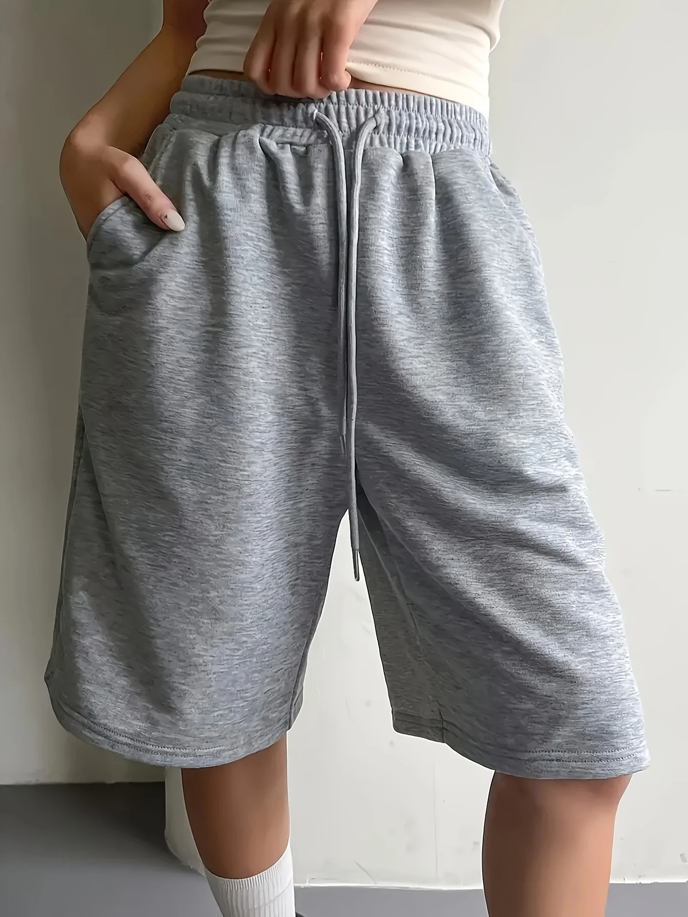 Street Retro Elastic Waist Wide Leg Shorts, Gray Straight Cut Five Inch Shorts, Loose Shorts