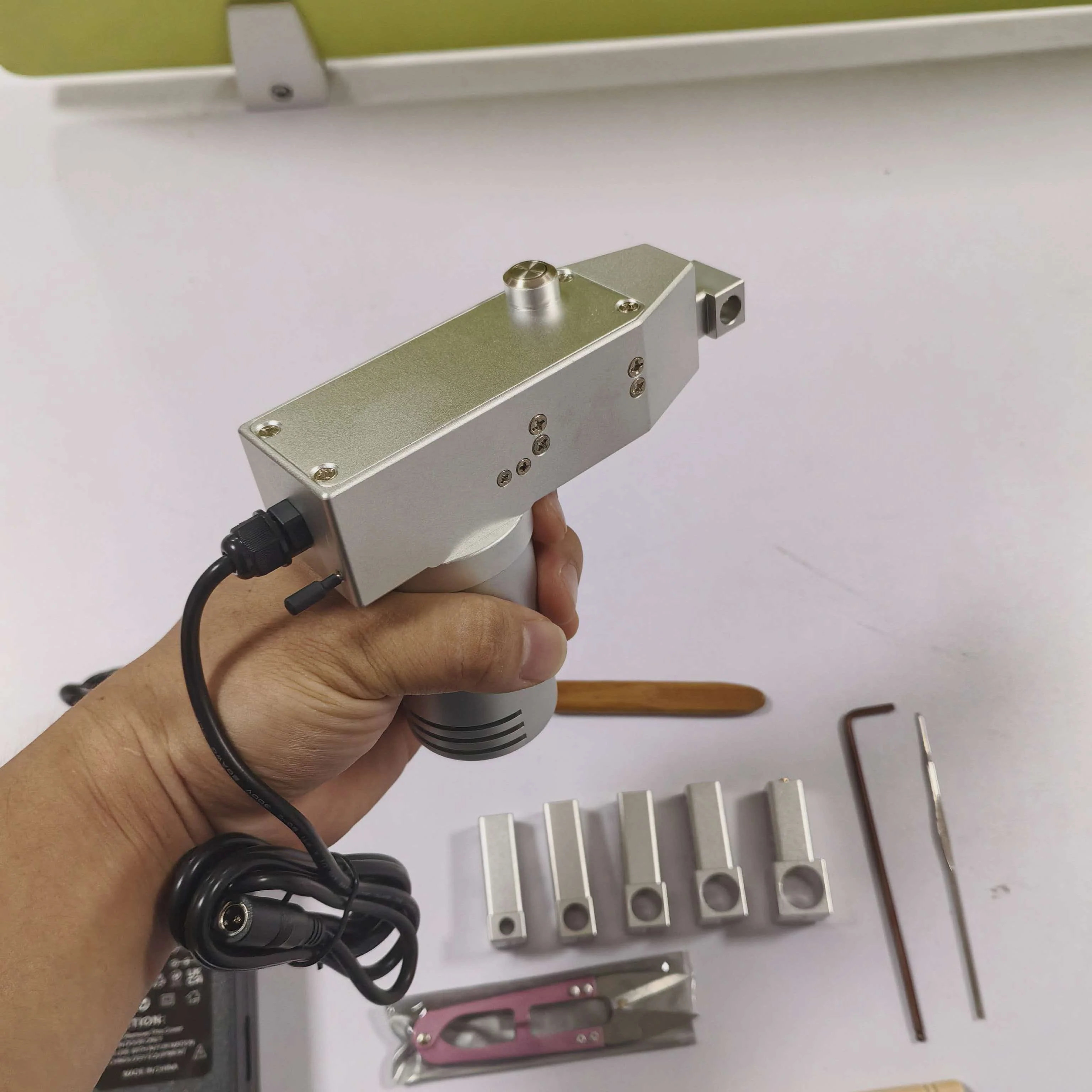 Portable Automatic Dreadlock Machine for Locs Electric Hair Braiding Maker DIY Instant Dreadlocks Crochet Machine