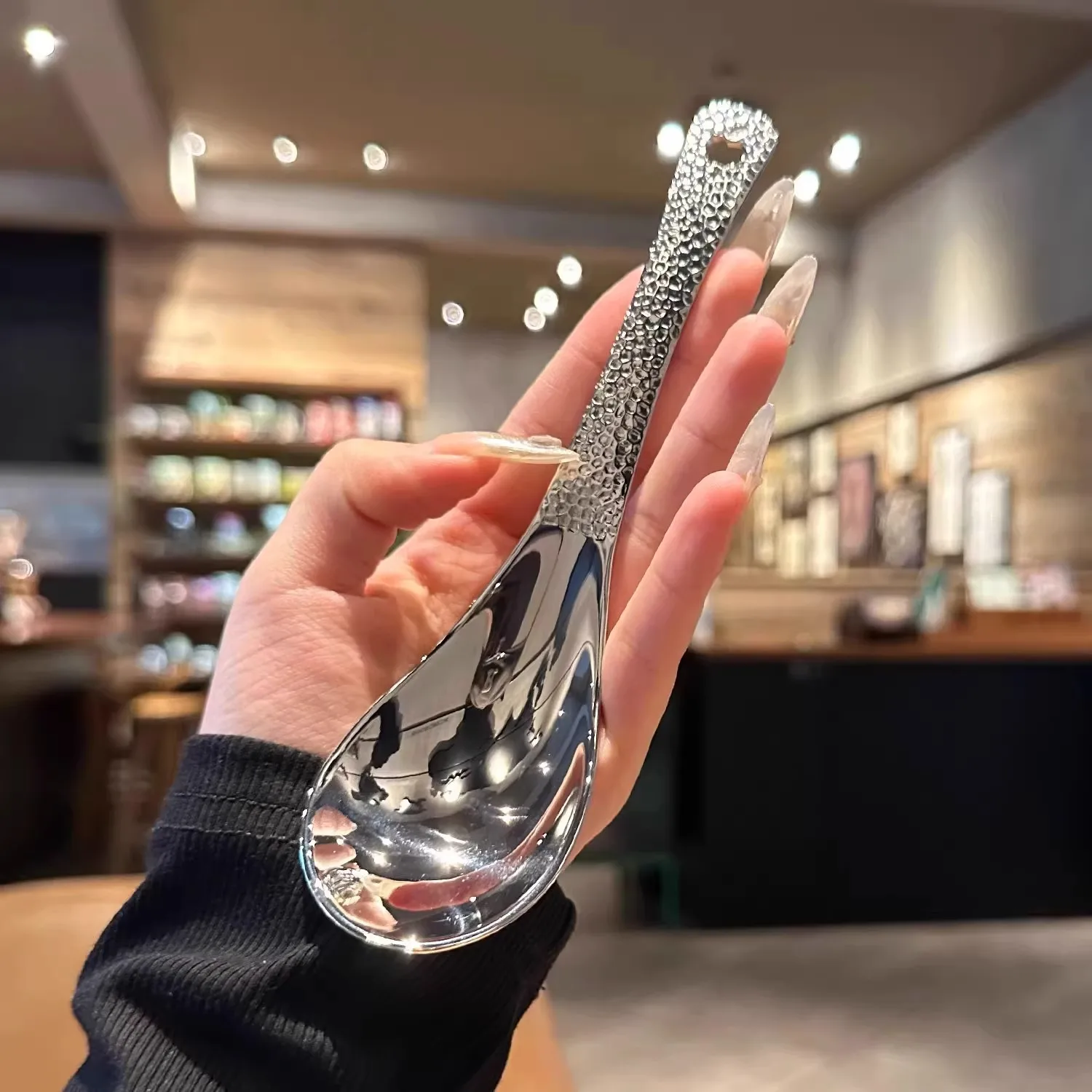 Cuillère martelée de style rétro, cuillère à motif de marteau, cuillère de Table épaisse pour la maison, cuillère à manger pour enfants, cuillère à Dessert