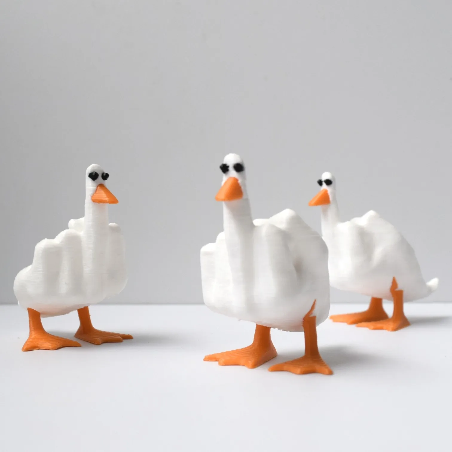 Funny White Orange Middle Finger Duck Toy Statue 3D Printing Toys Creative Desktop Decoration Ornament Halloween Gift