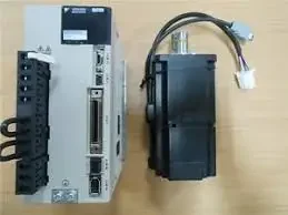 Гарантия 1 год SGDV-5R5A01A Серводвигатель и привод YASKAWA SGDV5R5A01A НОВАЯ И оригинальная ЦЕНА