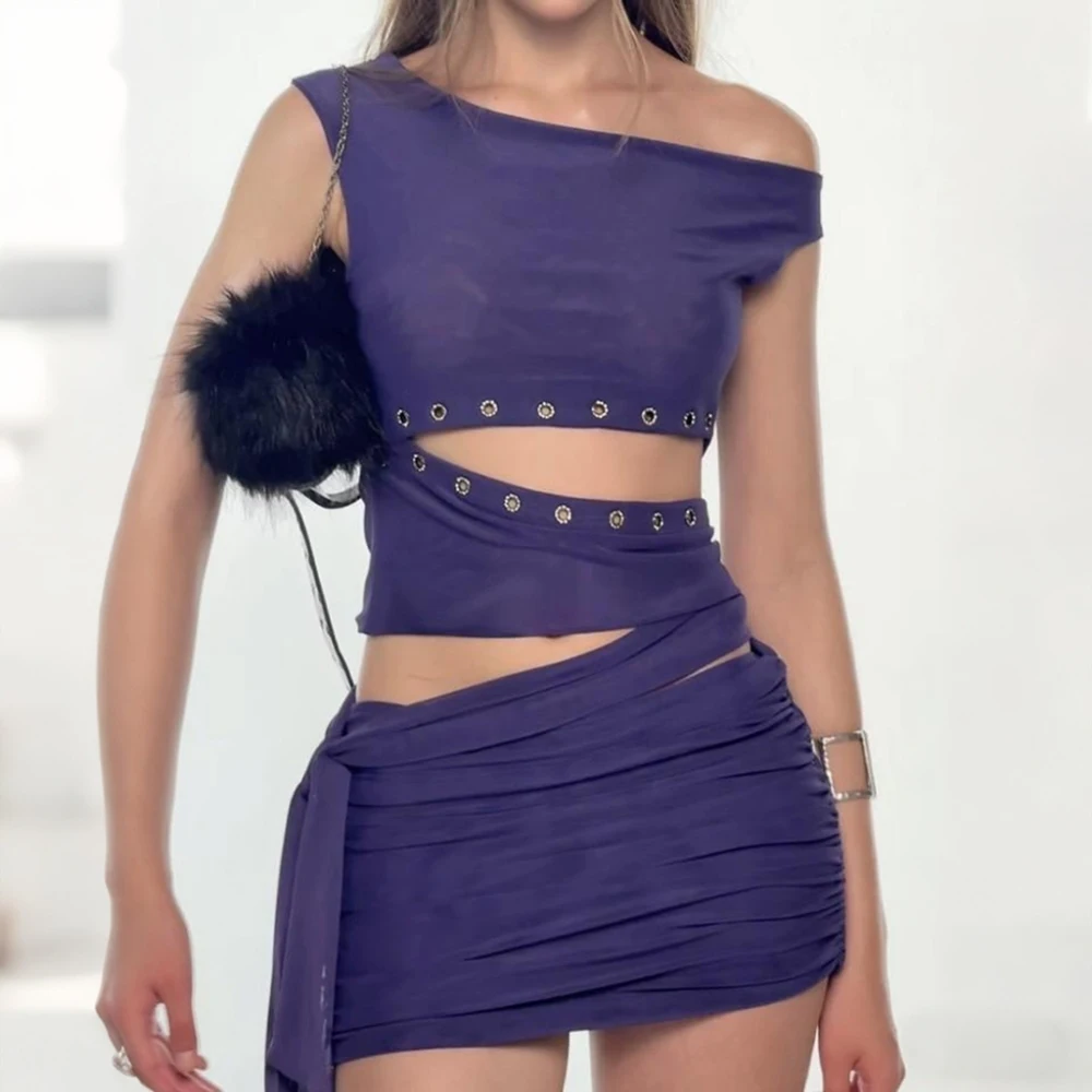 SylCue Sexy Mode 2-teiliges Set Frau Skew Kragen Off Schulter Unregelmäßige Crop Tops + Mini Röcke Heiße Mädchen Straße wilden Stil Anzüge