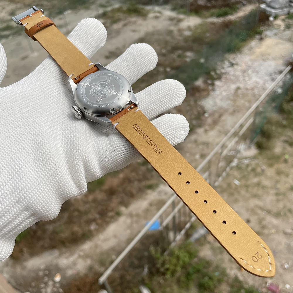 STEELFLIER SF741 VH31 حركة الياقوت الاصطناعي مرآة ساعة كوارتز البصل المسمار في تاج 200 متر مقاوم للماء ساعة رجالي