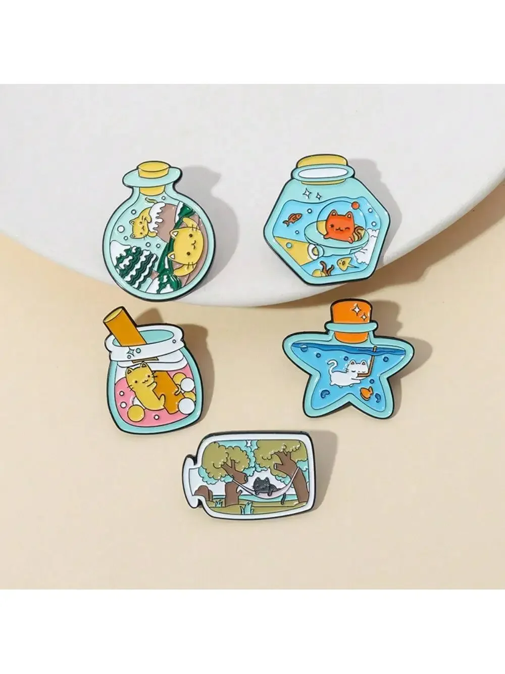 5 pieces of children's cartoon cute drifting bottle, cat series metal brooch, daily matching clothes, bags, accessories, badges