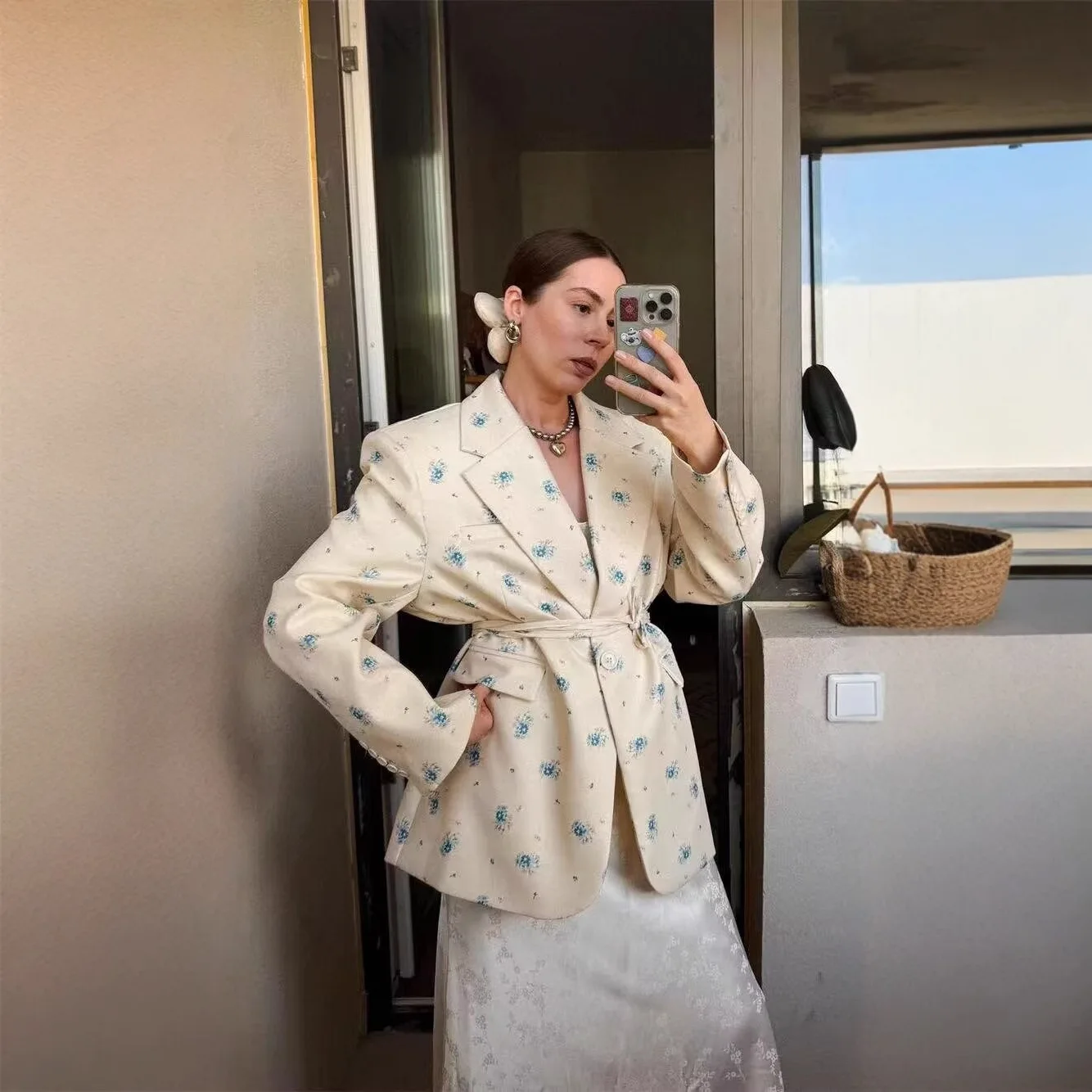 

Двухцветный пиджак на шнуровке с лацканами и принтом, женский модный топ в европейском и американском стиле от