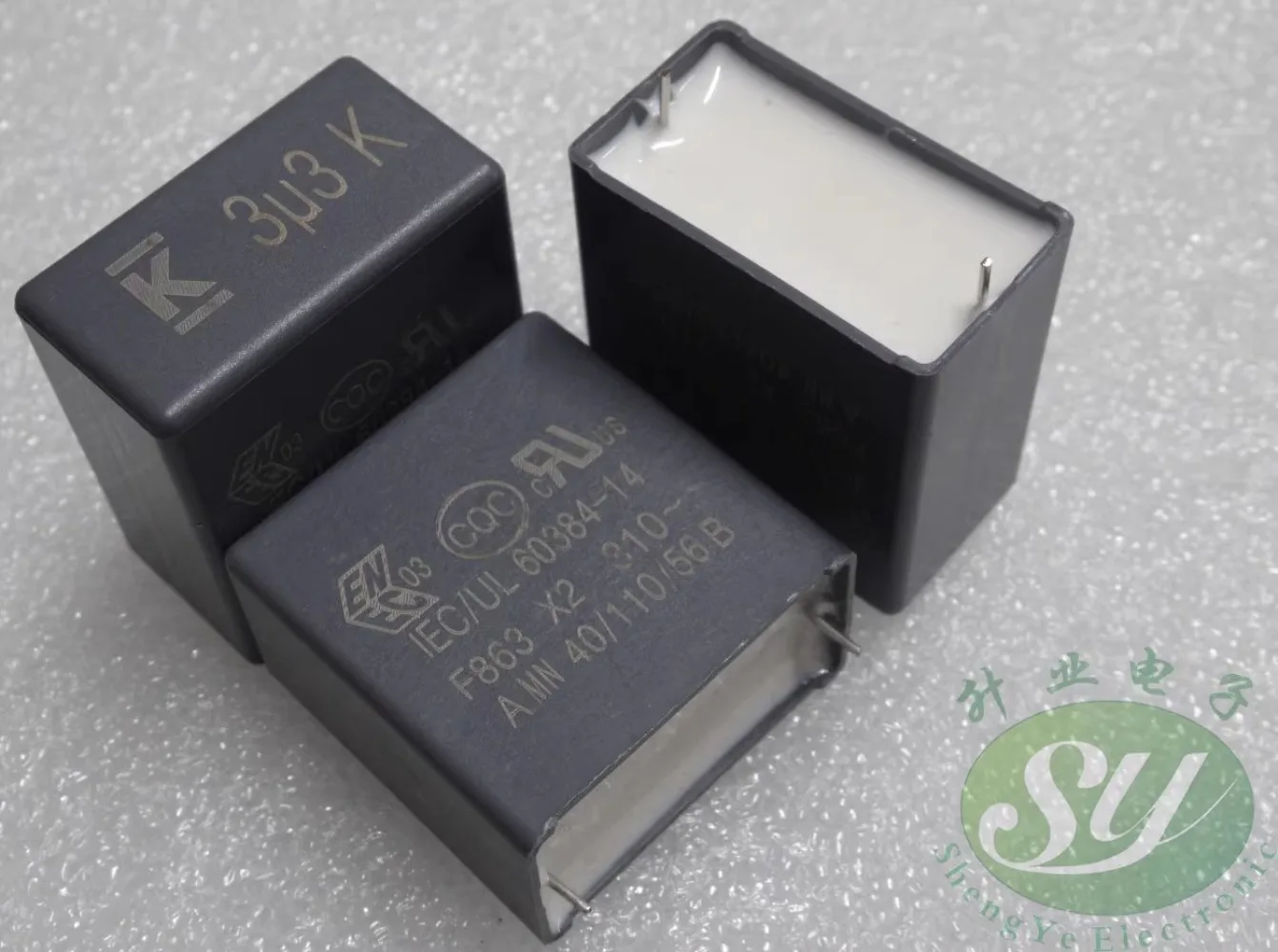 

5PCS F863 3.3uf/310VAC 3u3 335 New film capacitor 28MM