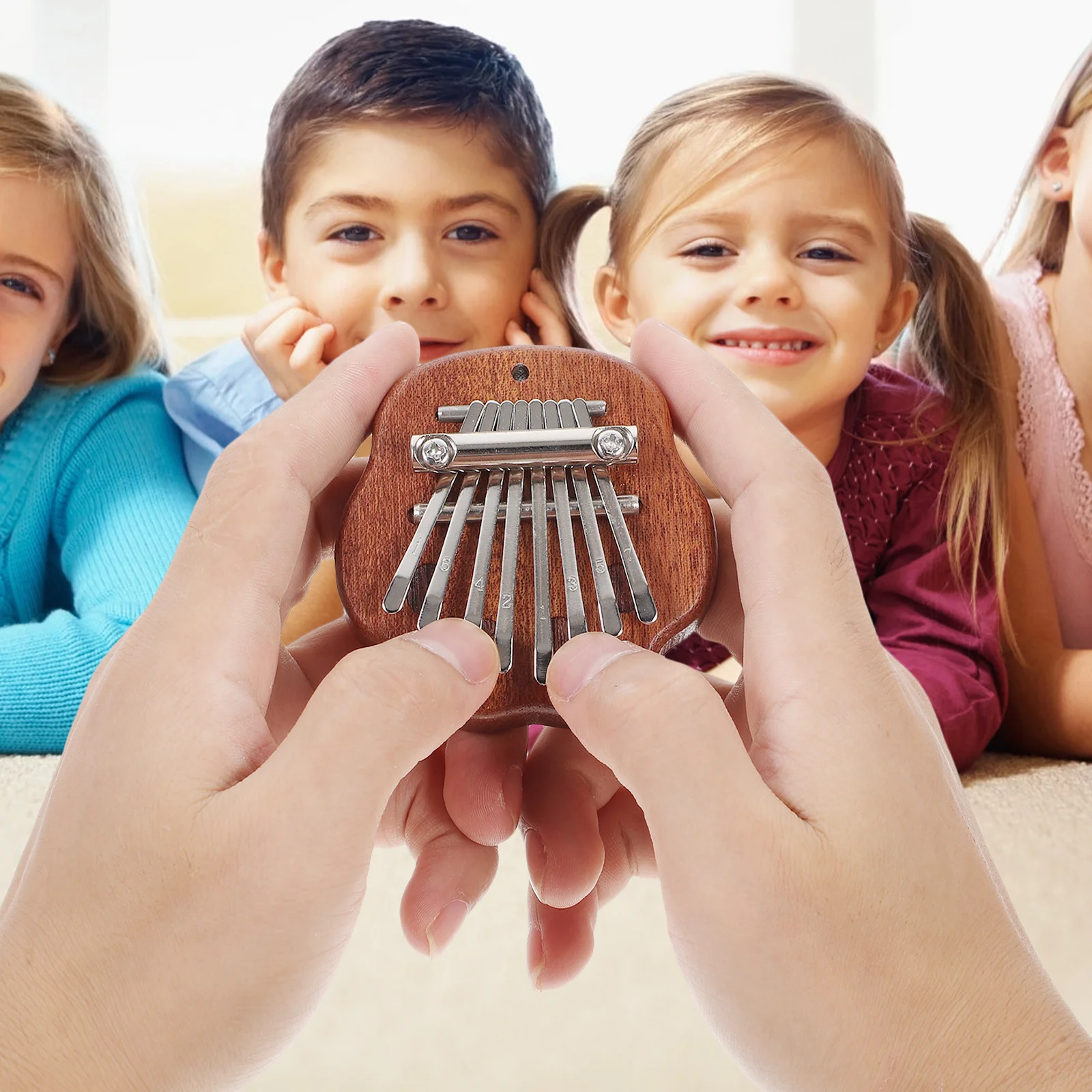 بيانو كاليمبا الاحترافي ذو 8 نغمات رقيق وخفيف الوزن ومحمول لمحبي الموسيقى والمبتدئين في البيانو الإبهام