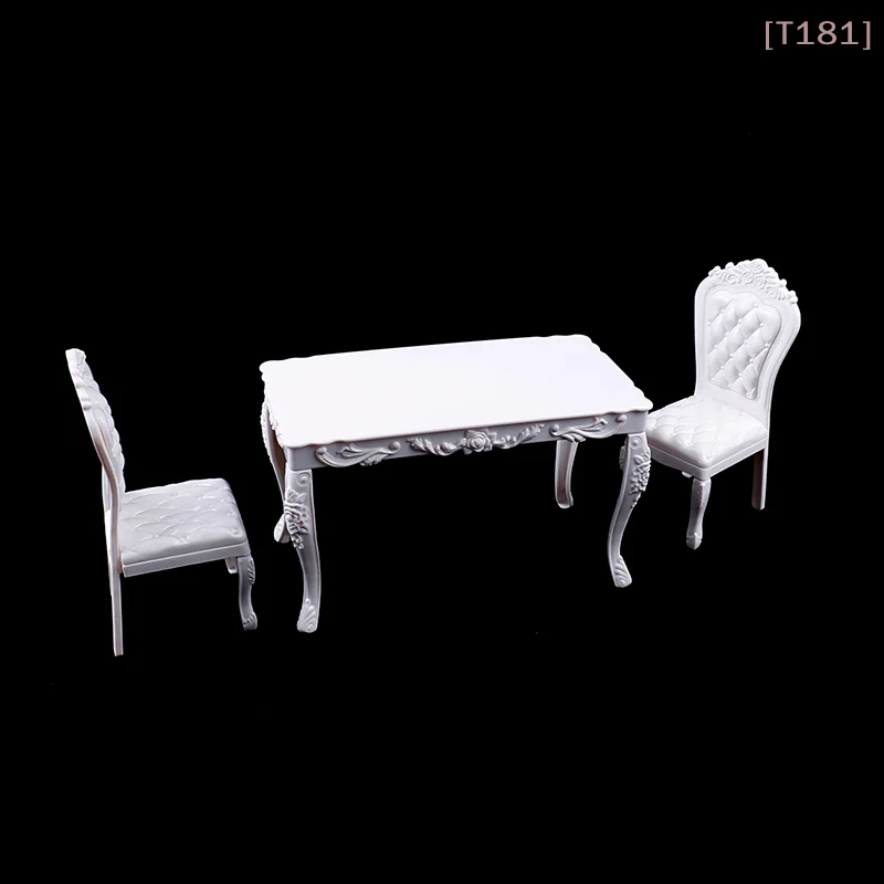 

Мебель для кукольного домика 1:6: обеденный стол, стул, компьютерный офисный стол, стул.