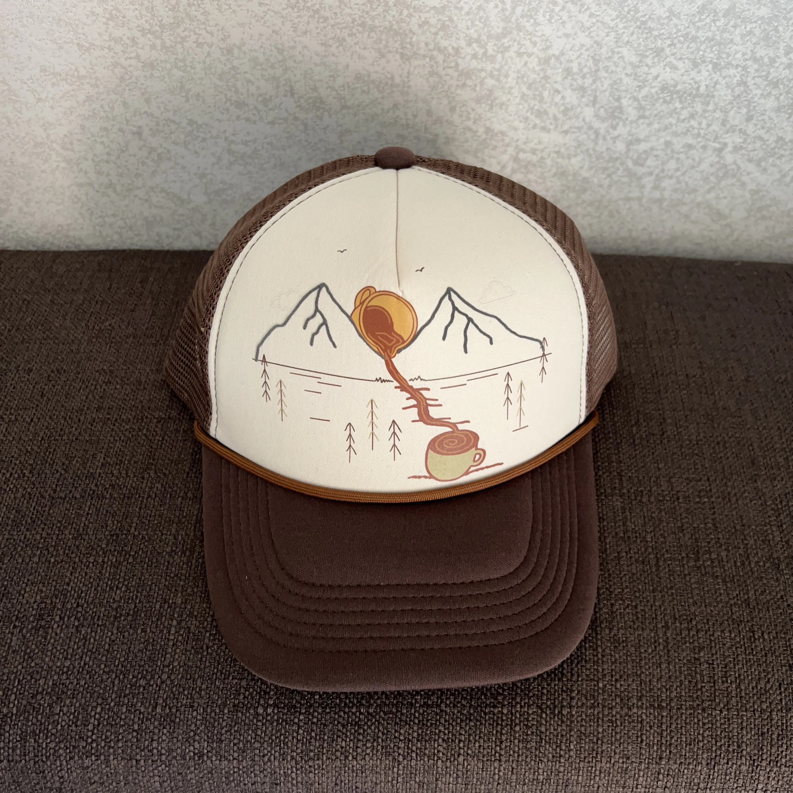 Coffee Mountain Foamed Print Mesh Large Head Circumference Trucker Hat Breathable Comfortable Outdoor Cap