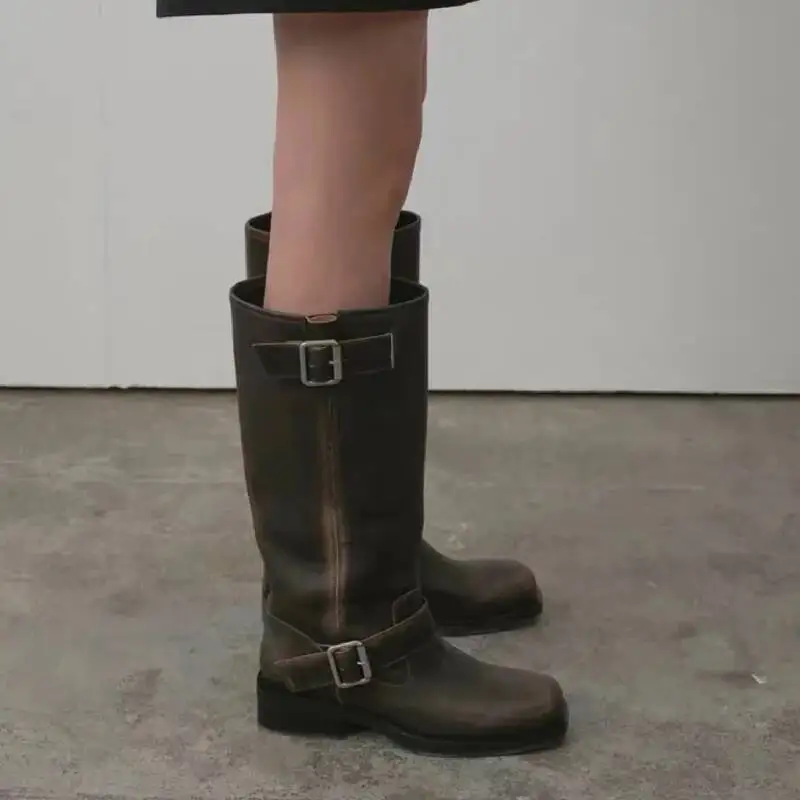 Botas altas para mujer Nuevas botas occidentales retro Maillard Botas de caballero hasta la rodilla con punta cuadrada y pierna ancha