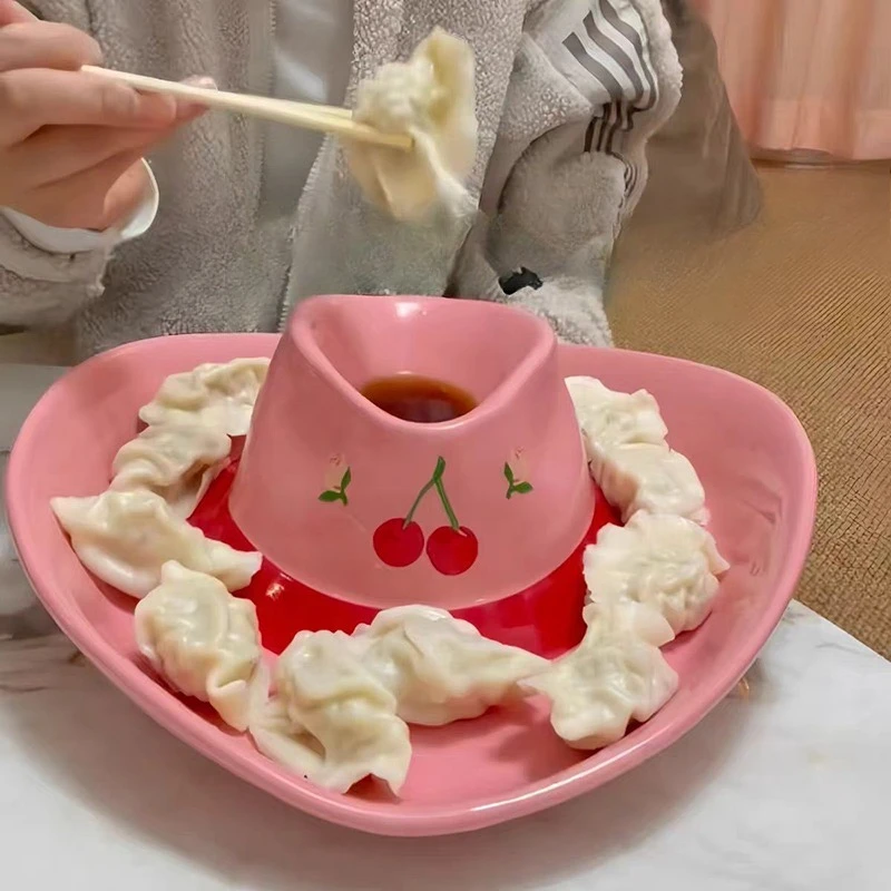 Versatile Elegant High Value Food Grade Ceramic Cowboy Hat Plate with Vinegar Dish Girly Breakfast Set