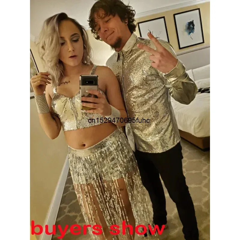 

Серебряная блестящая рубашка с металлическими блестками, мужская рубашка 2023, новинка 70-х годов, костюм на Хэллоуин для дискотеки, мужская рубашка для выступлений на сцене, крутая