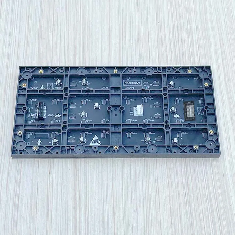 แผง LED P2.5 ผนังวิดีโอสีเต็มรูปแบบ HUB75 โมดูล LED แอนิเมชั่นเหมาะสําหรับหน้าจอแสดงผล LED และจอแสดงผลพิกเซลในร่ม