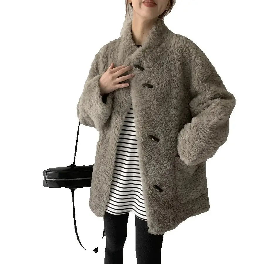100 Lambskin laid-back style ox horn buckle 2025 Winter new all-in-one fur coat for women, mid-length
