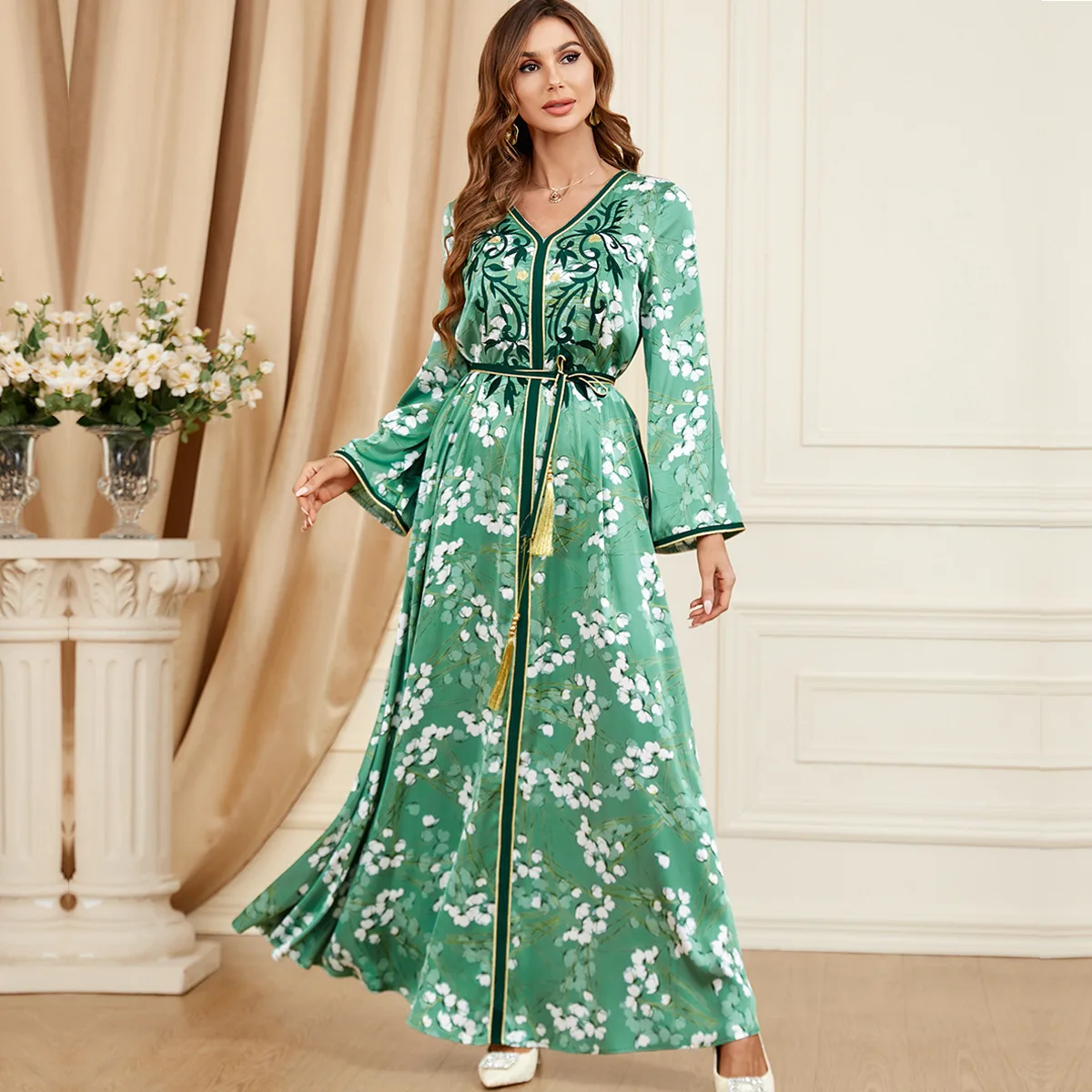 3356 Muslim women's long dress 2024 new embroidered floral patchwork dress with belt included