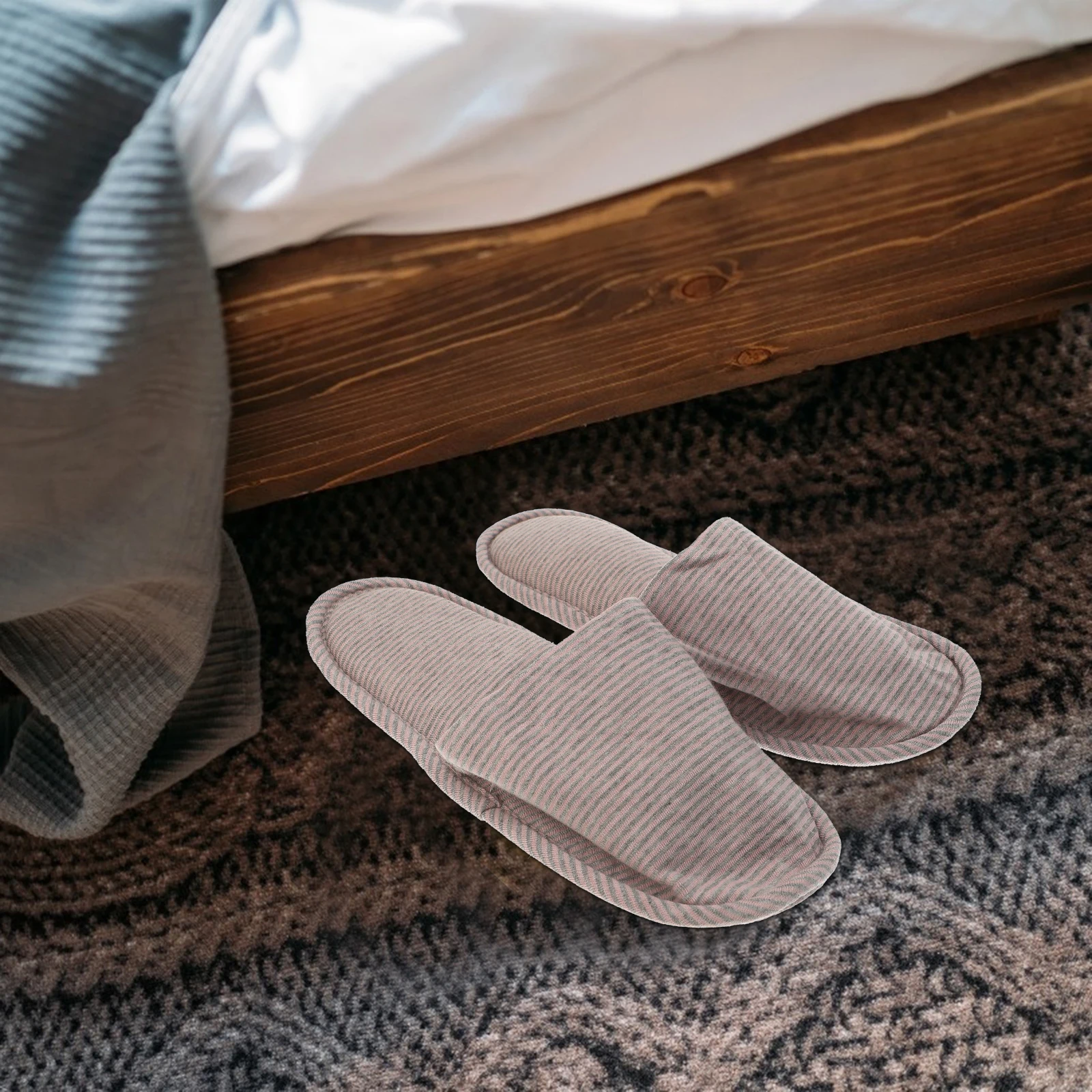 

Portable Travel Slippers Foldable Lightweight Sole Disposable Spa Practical Gifts Family Friends