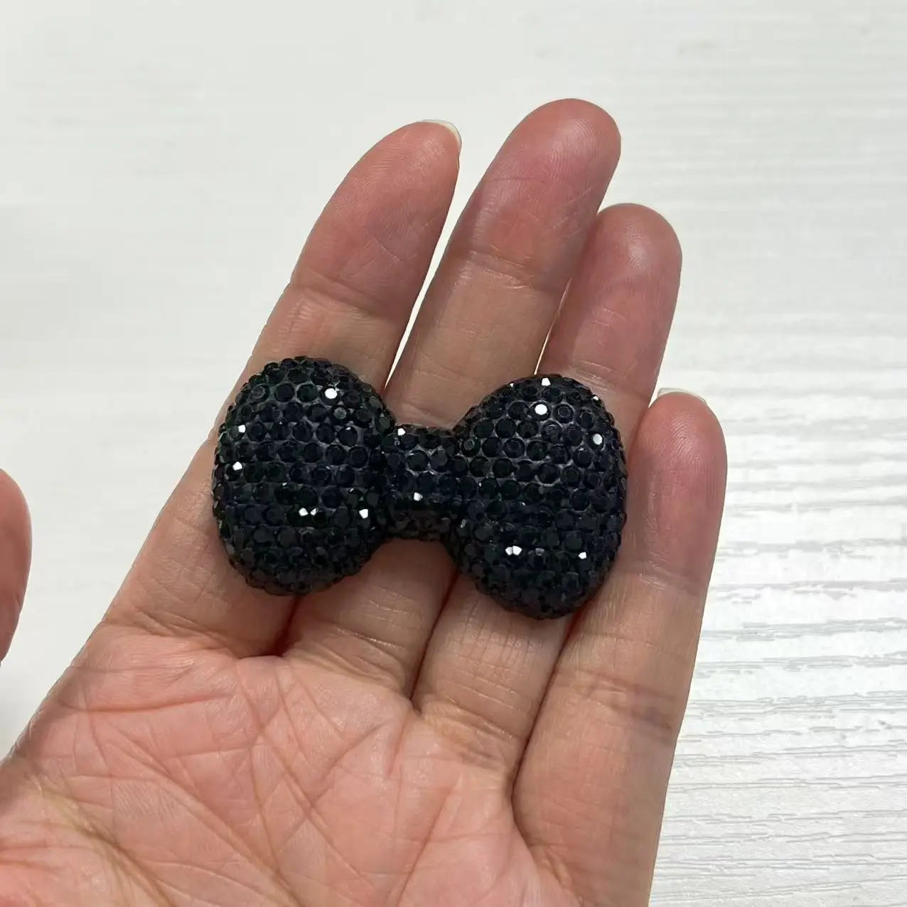 2 pezzi verde rosa nero lusso diamante fiocco labbro farfalla designer custodia per telefono spazzatura custodia decorazione fascino parte posteriore piatta fai da te