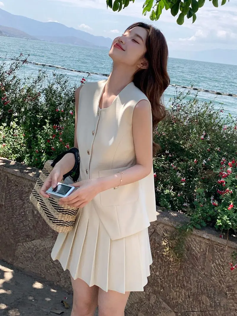 Slimming Checkered Suit Vest And Short Skirt Two-Piece Set for Women Summer 2026 High Waist Shorts Regular Fit Anti-Wrinkle