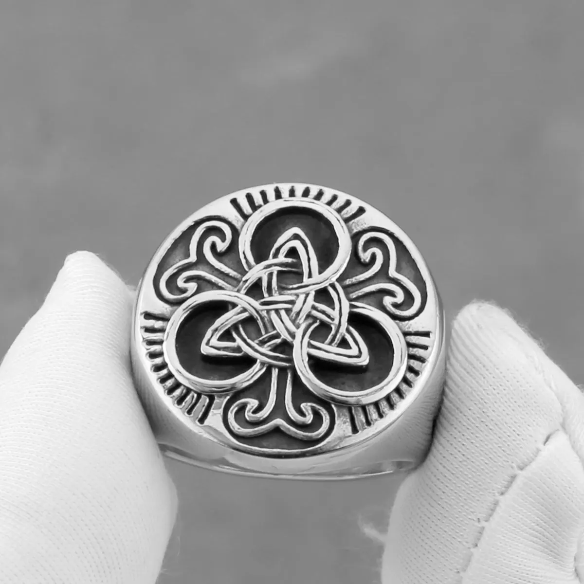 Stainless Steel Odin Trinity Rune Ring Men Women Retro Fashion Celtic Knot Amulet Accessories Hip Hop Biker Jewelry Wholesale