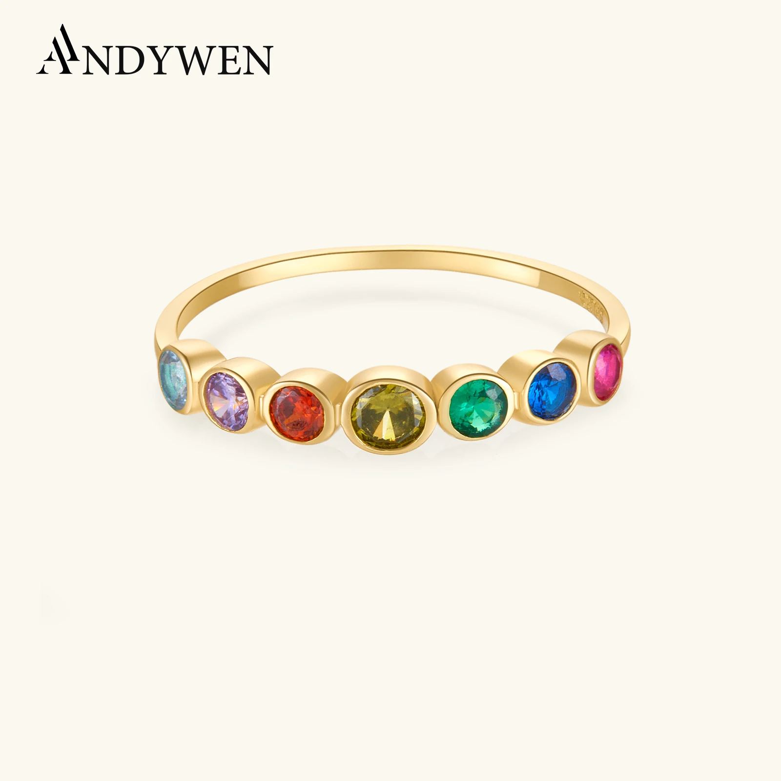 

Женское кольцо из серебра 925 пробы с радужными цветными фианитами