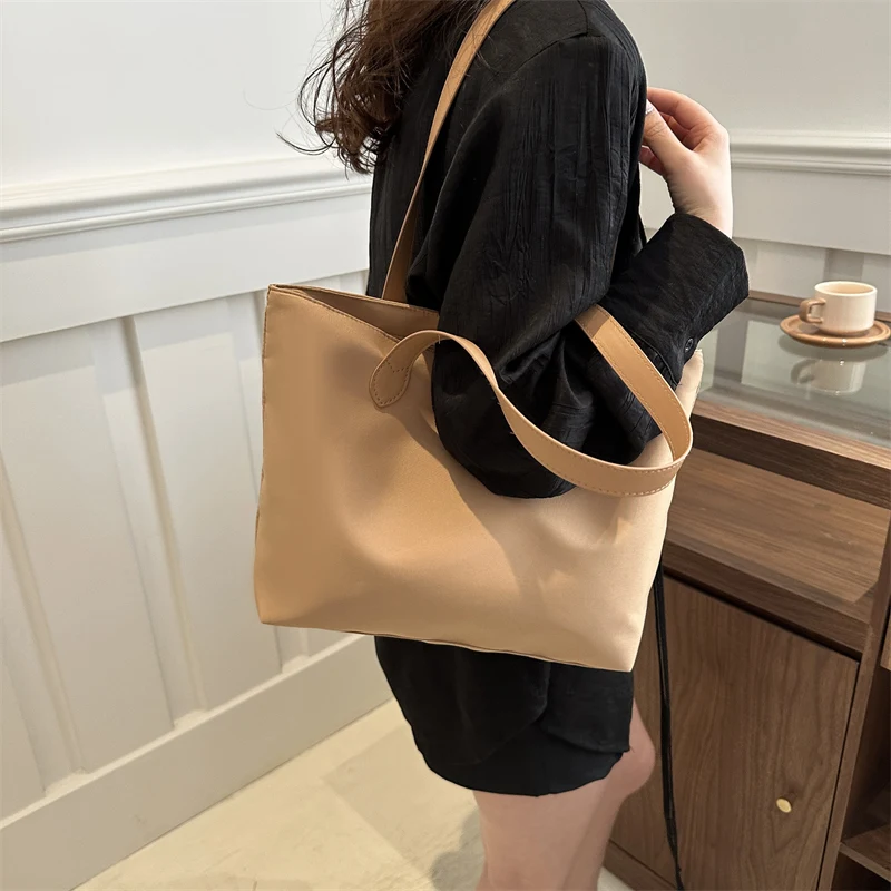 Korean Style Women's Tote Bag 2024 New Simple Artistic Large Capacity Handheld Shopping Bag Versatile Shoulder Bag for Young ...