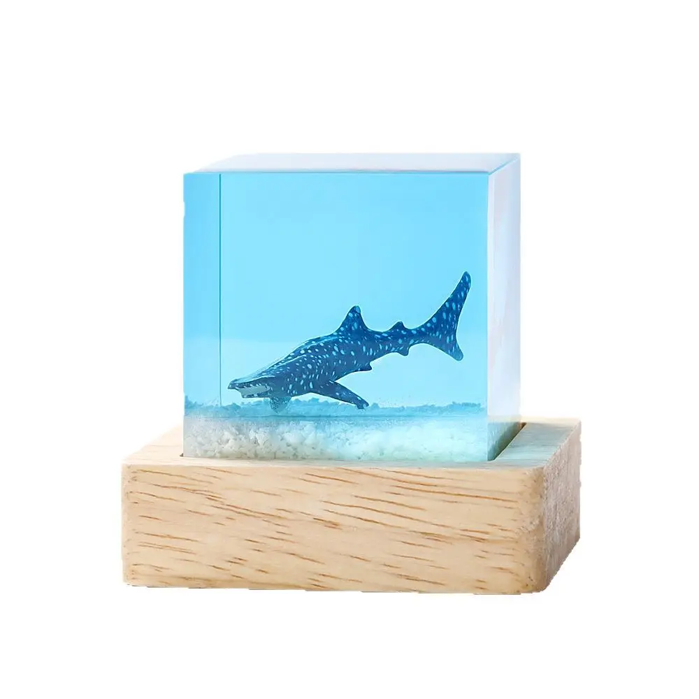 

Ocean whale, crystal modern high-end desktop decoration ornament, friend housewarming birthday gift
