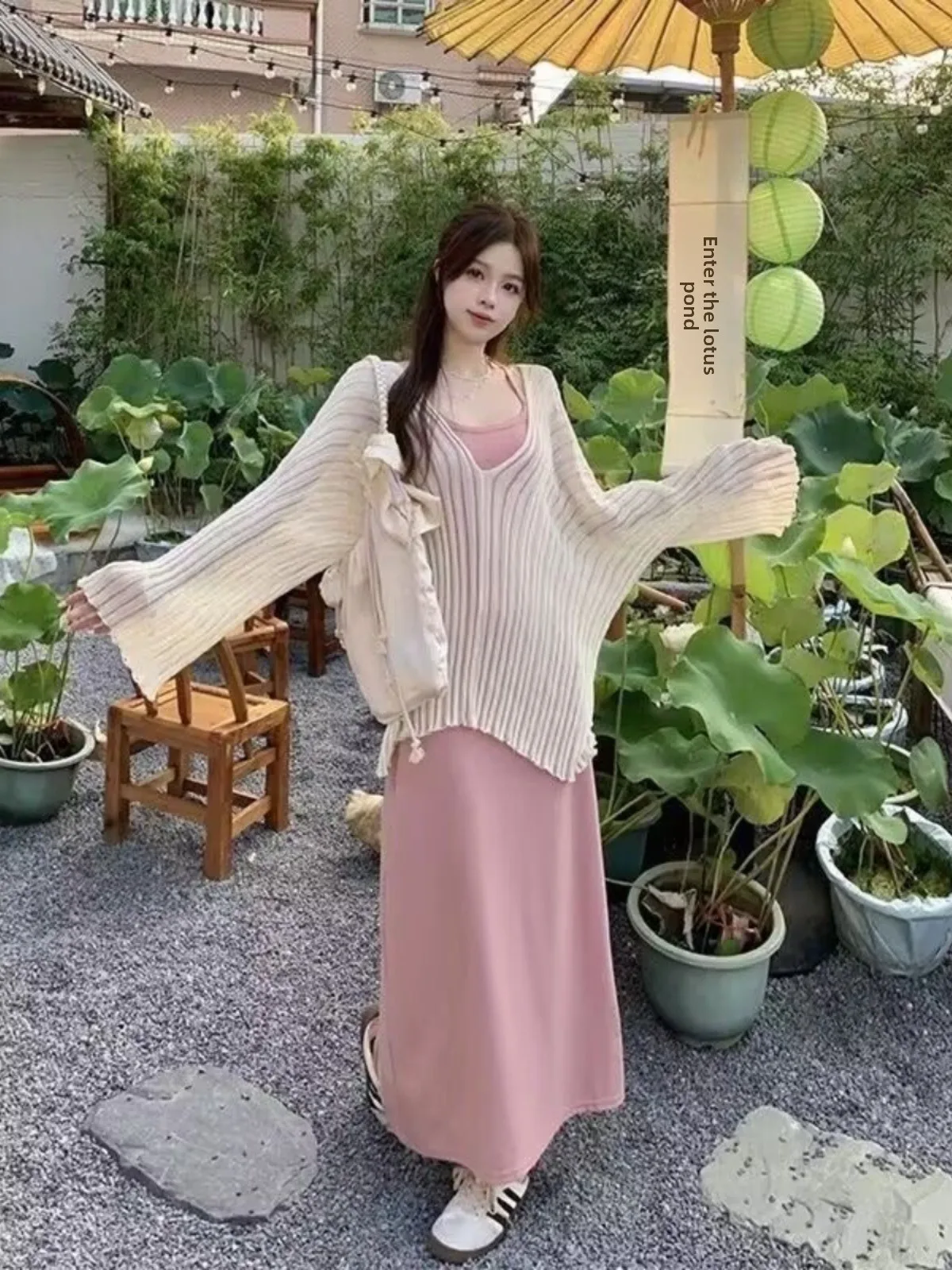 

Early Autumn Knitted Top And Skirt Set Lazy Style Neck Hanging Strap Two-Piece Set Polyester Fabric for Young Women