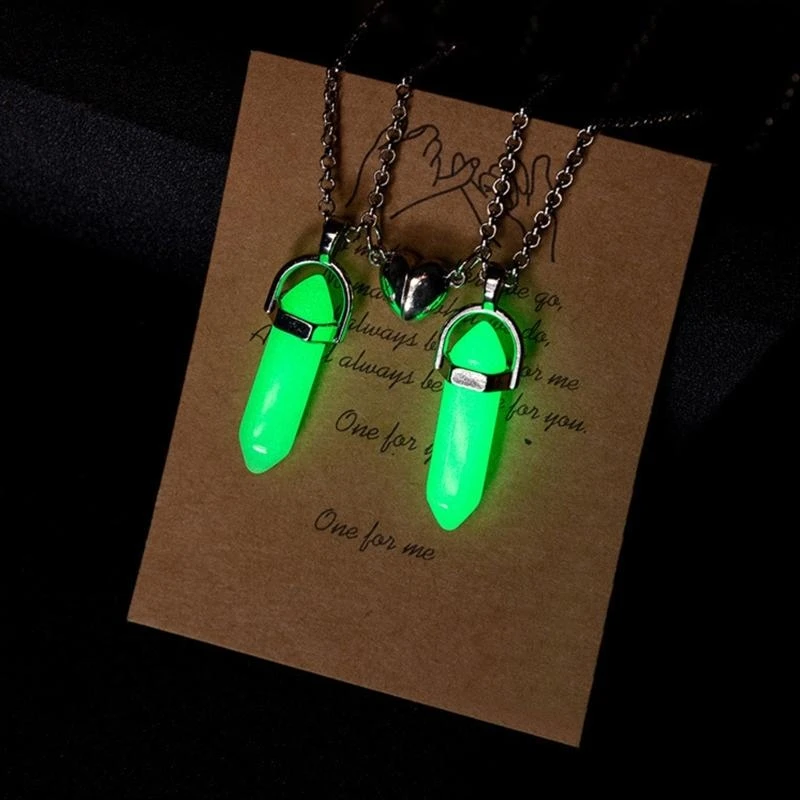  2Pieces Crystal Pendant Necklace Glowing Jewelry Magnet Heart Matching Necklace