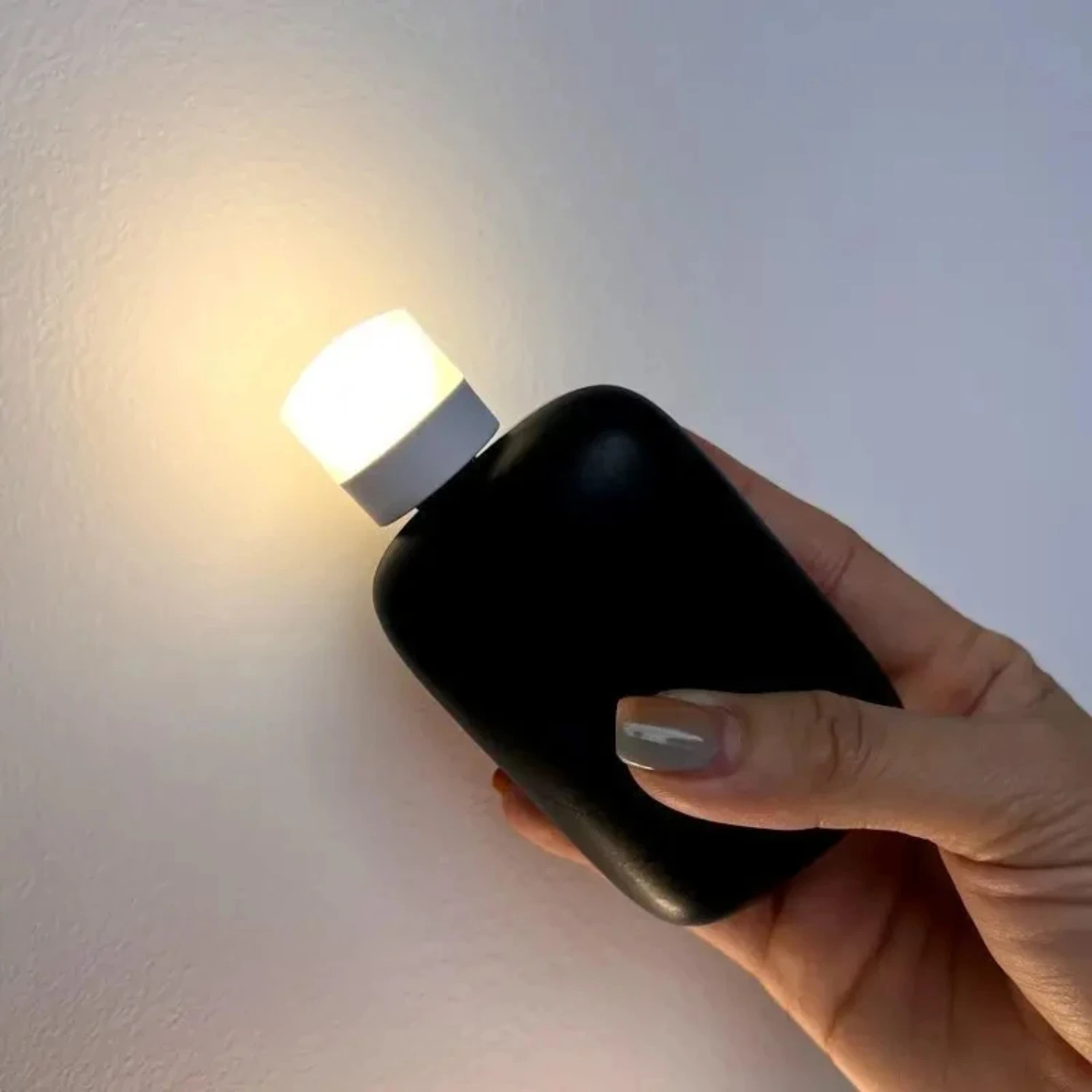 Mini USB Night Lights LED Warm White Eye Protection Book Reading Light USB PC Mobile Power Plug Charging Lamps Wholesale