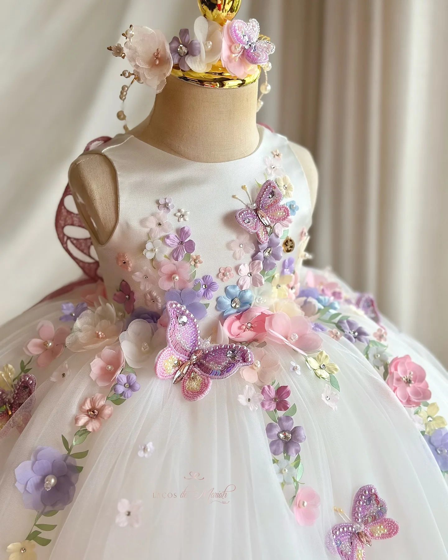 robes-d'anniversaire-pour-filles-a-fleurs-de-qualite-personnalisees-vetements-pour-enfants-robe-a-fleurs-blanches-pour-mariage-robes-de-premiere-communion-pour-tout-petits