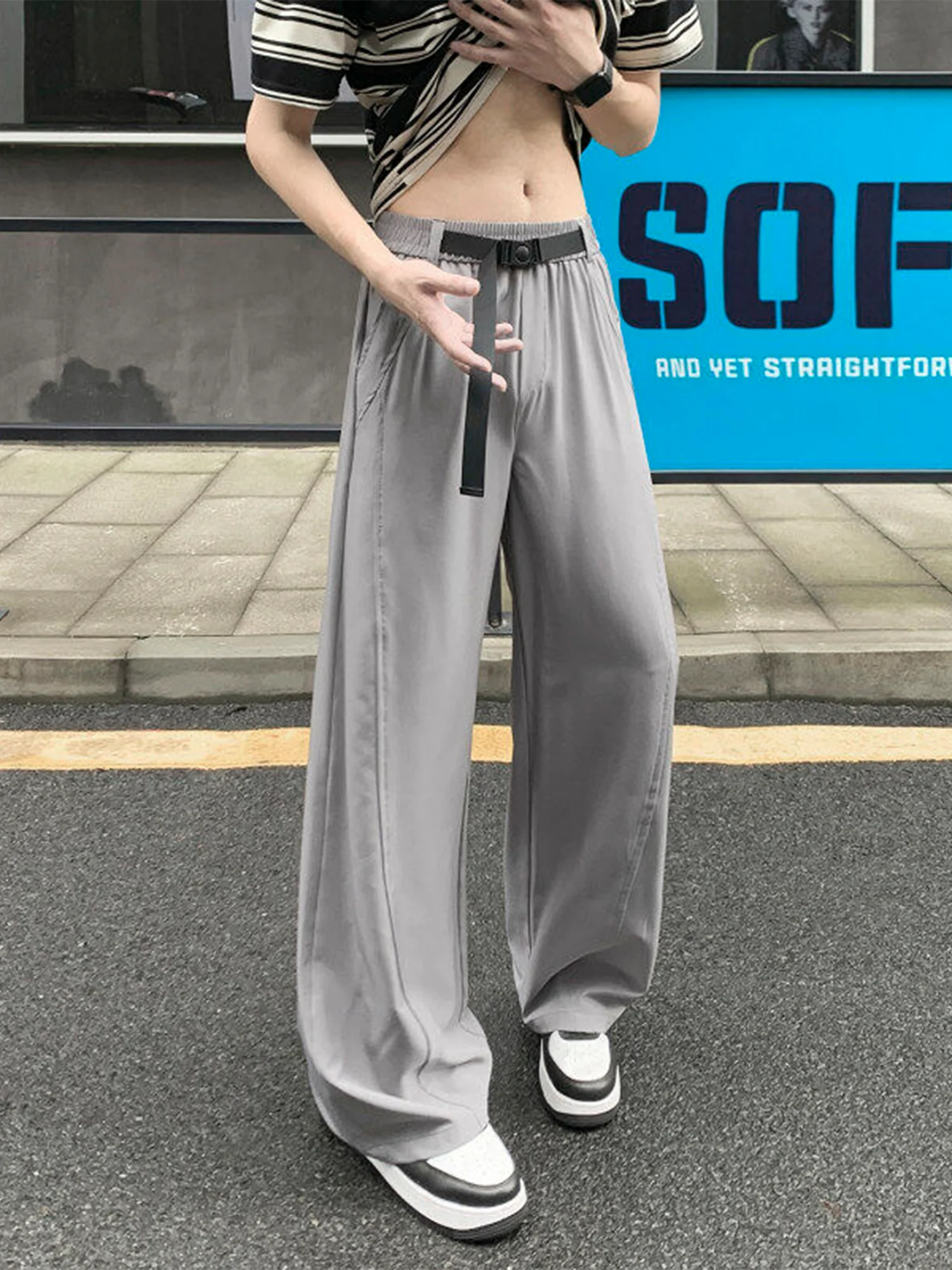 

Ice Silk Thin Blade Men's Summer Pants Straight Leg Loose Drapey Wide Leg Sports orts Qui Dry Comfortable Straight Cut Tr...